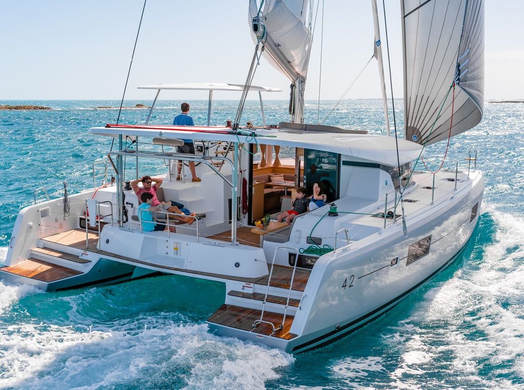 Lagoon 42 for Sale in Greece - Boat Images