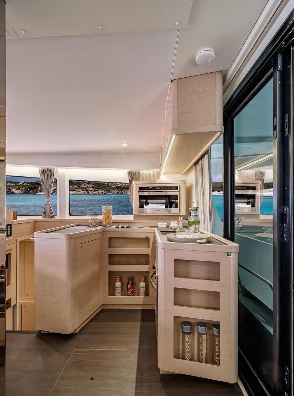 Lagoon 42 for Sale in Greece - Boat Images