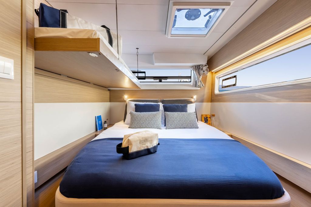 Lagoon 43 for Sale in Greece - Boat Images