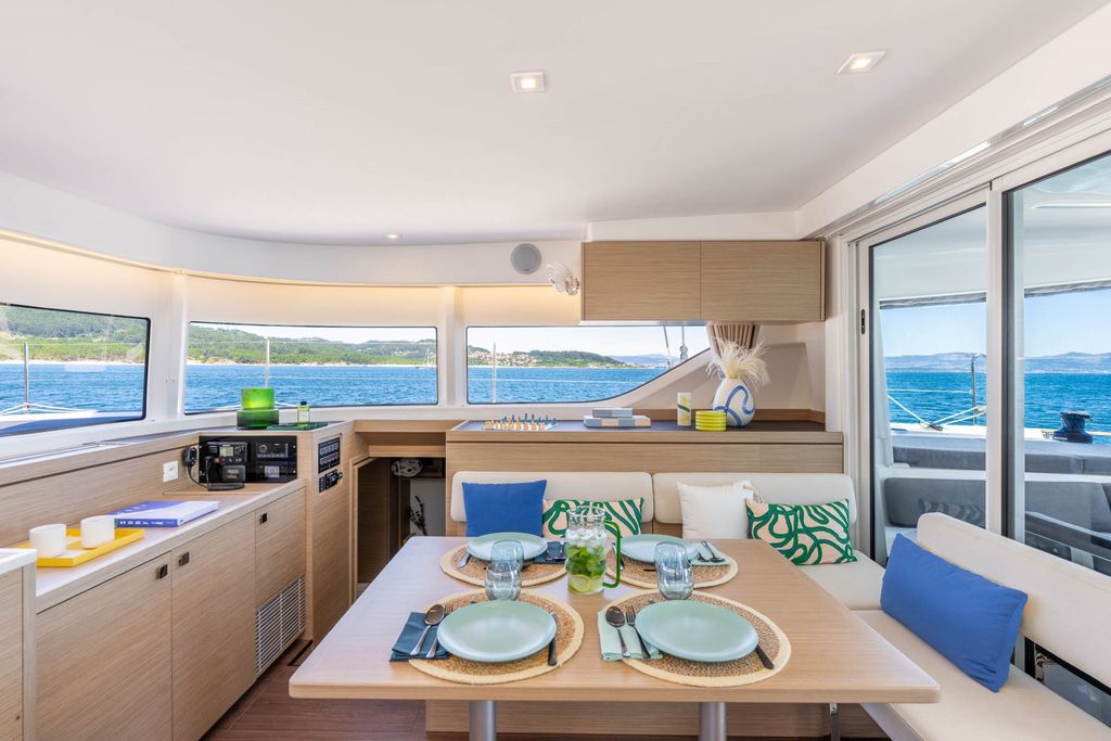 Lagoon 43 for Sale in Greece - Boat Images