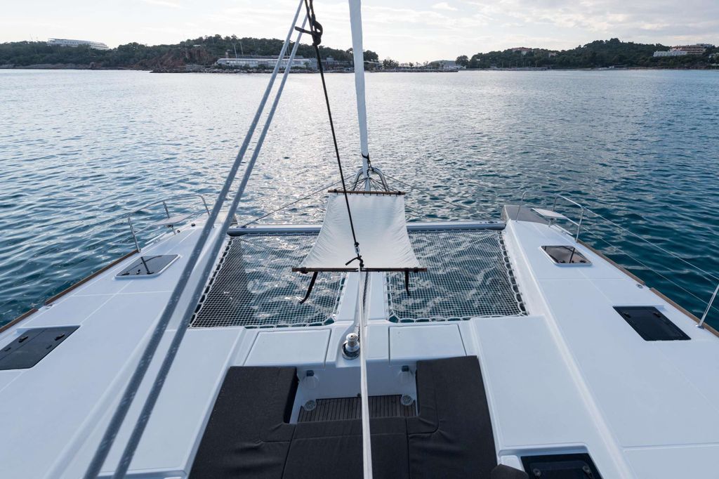 NOMAD - Boat Images