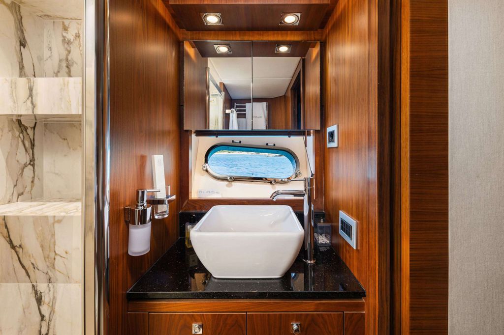 BLADE 6 - Boat Images