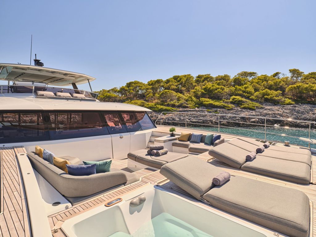 ALINA - Boat Images