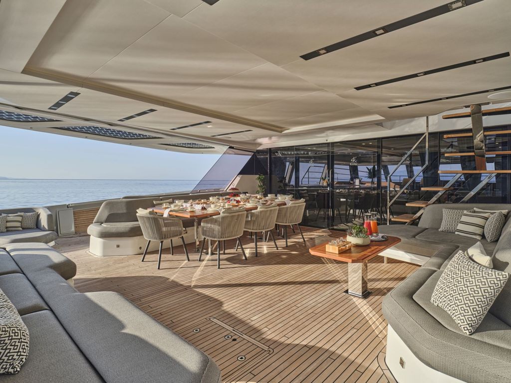 CHRISTAL MIO 80 - Boat Images