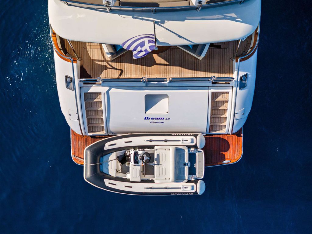 DREAM - Boat Images