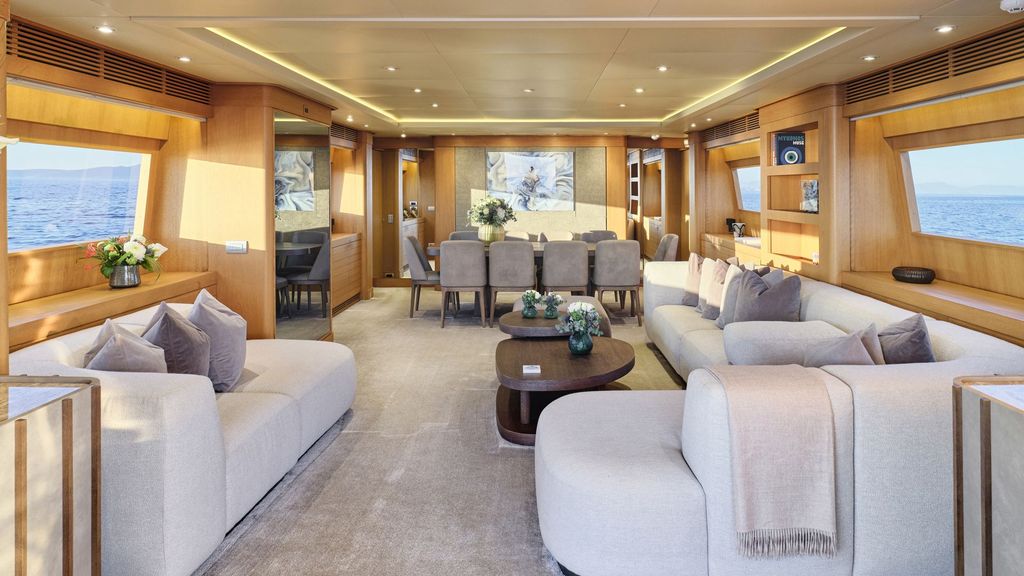 TIGRA - Boat Images