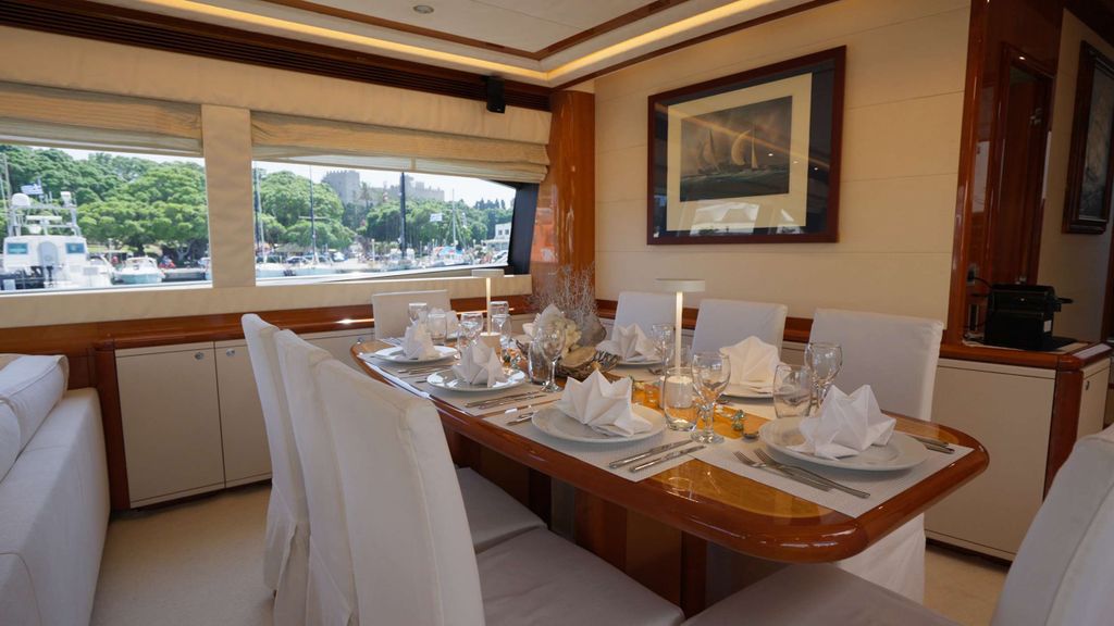 NATASSA ( ex LADY NATASA) - Boat Images