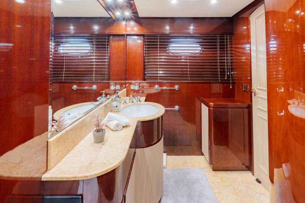 SYMPATICO - Boat Images