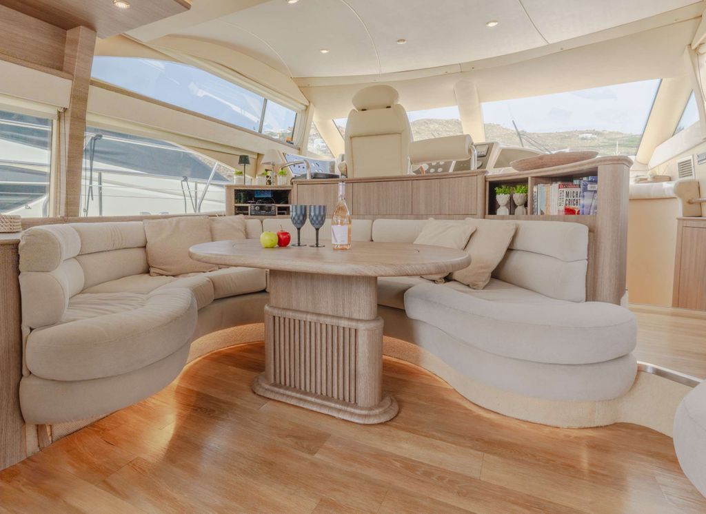 LIMAYA - Boat Images