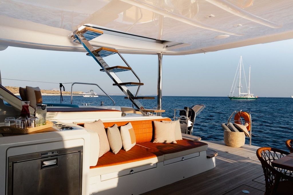 WISH - Boat Images