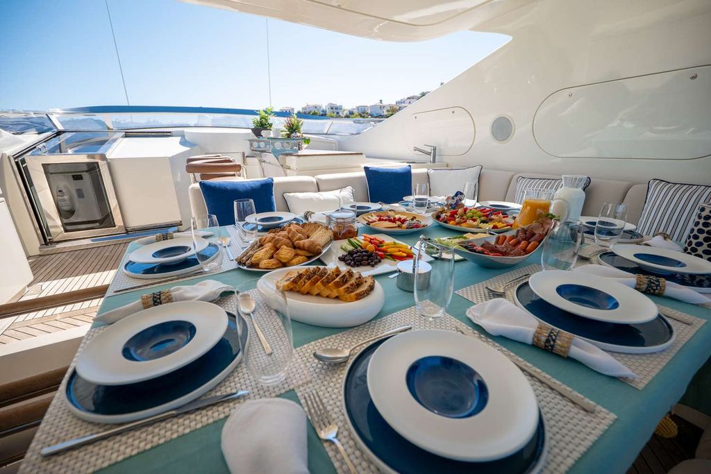 LIBERDADE - Boat Images