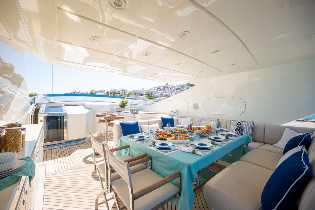 LIBERDADE - Boat Images