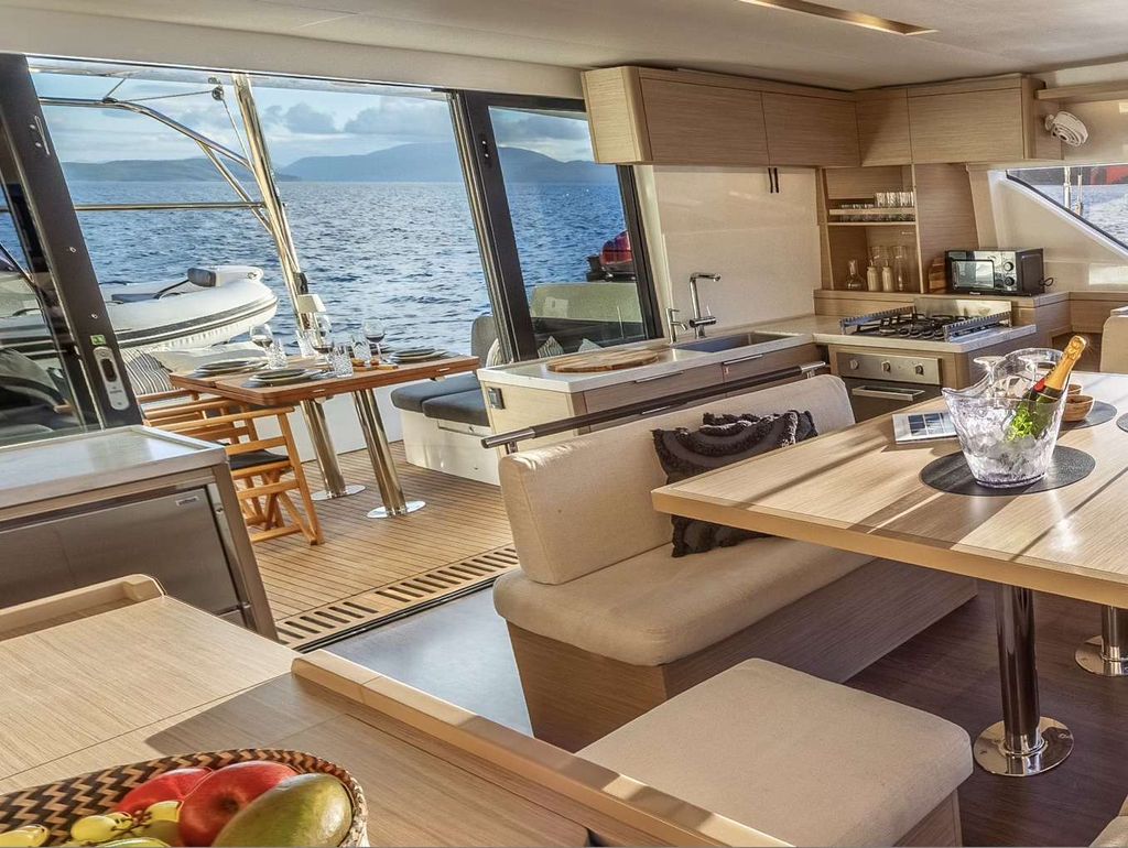 CELINA - Boat Images