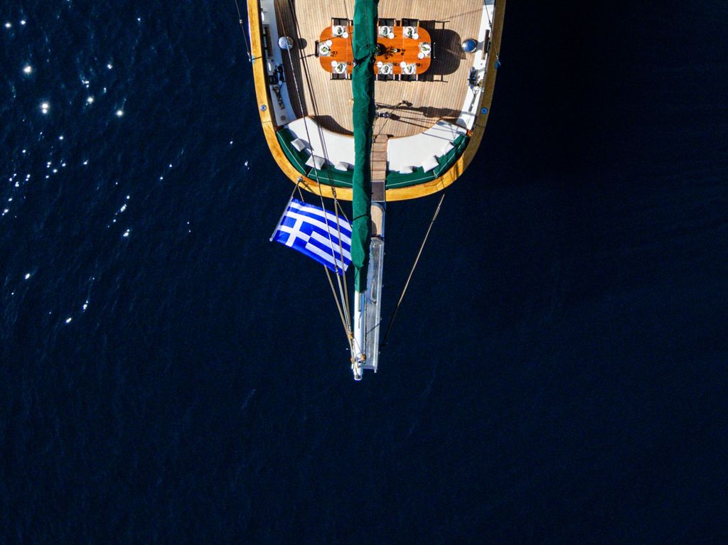 ARKTOS - Boat Images