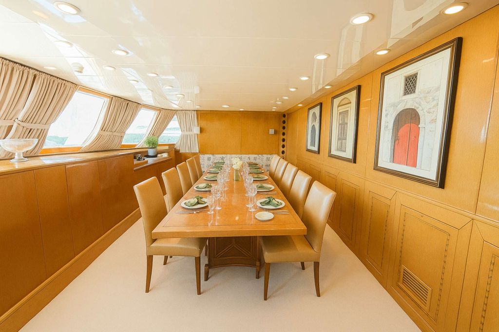 ARKTOS - Boat Images