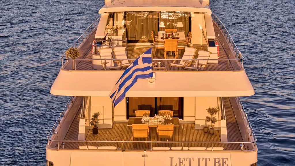 LEET IT BE - Boat Images