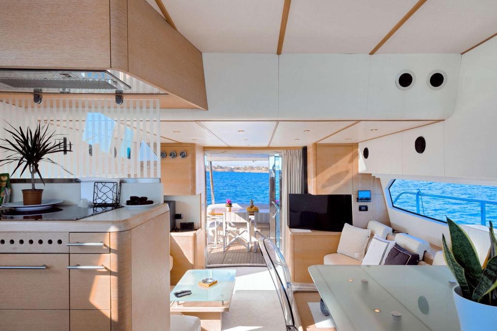 BLUEWAVE - Boat Images