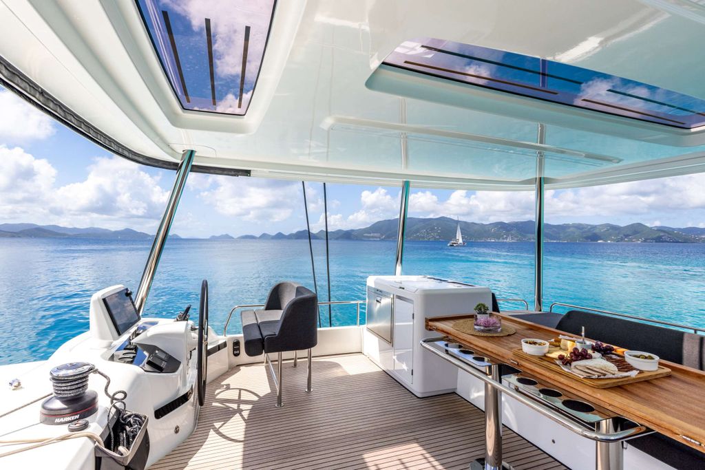 VALINOR - Boat Images