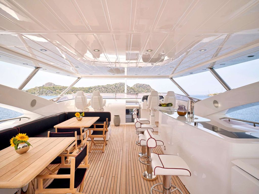 WHITE PEARL I - Boat Images