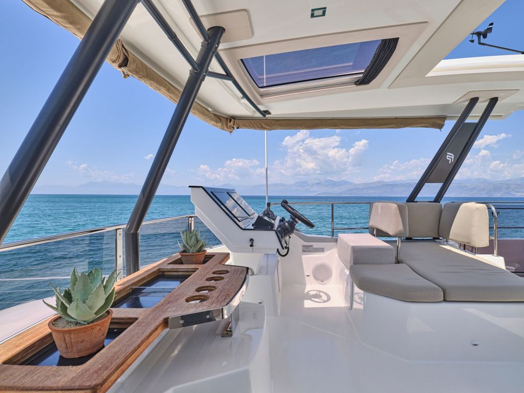 ARIVA - Boat Images