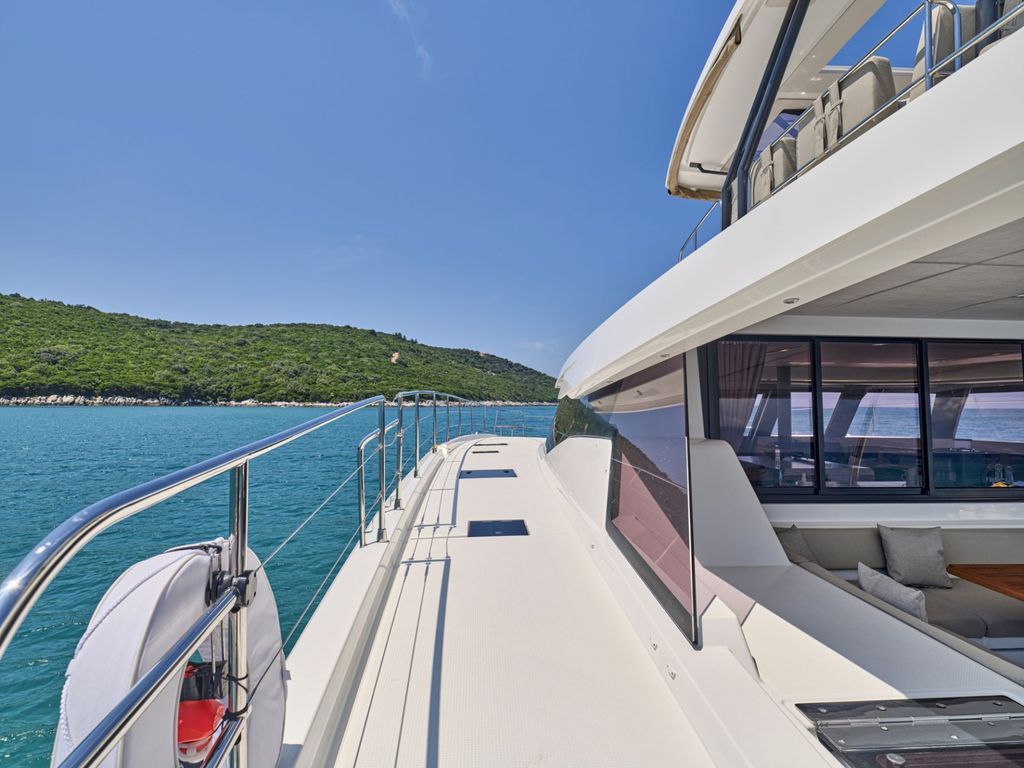 ARIVA - Boat Images