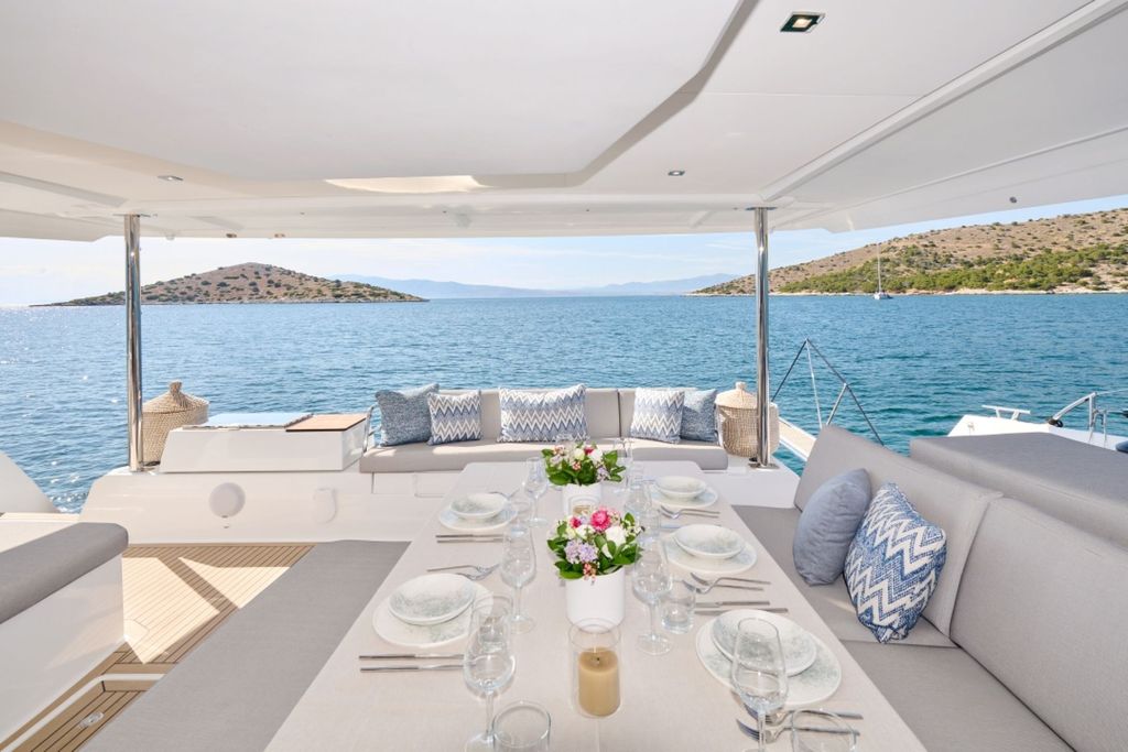 BLUE ONE - Boat Images