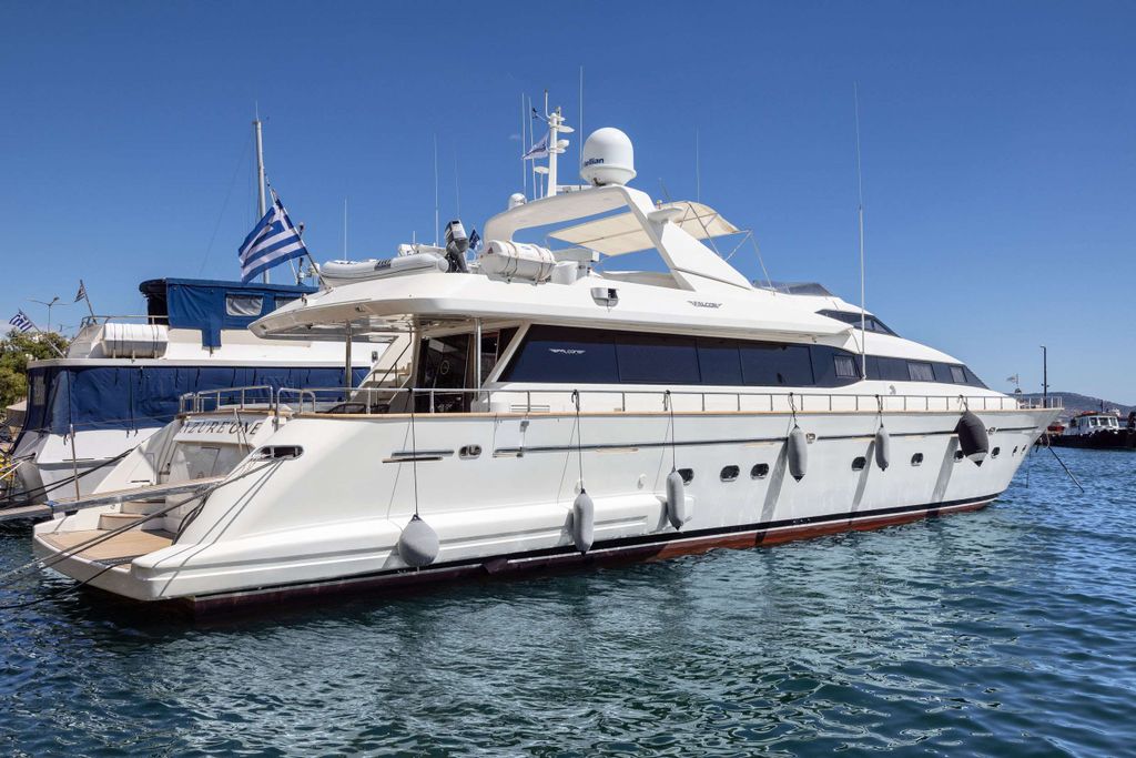 AZURE ONE - Boat Images