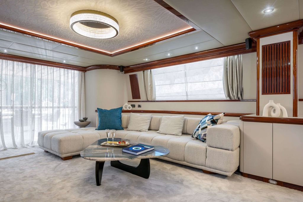 AZURE ONE - Boat Images