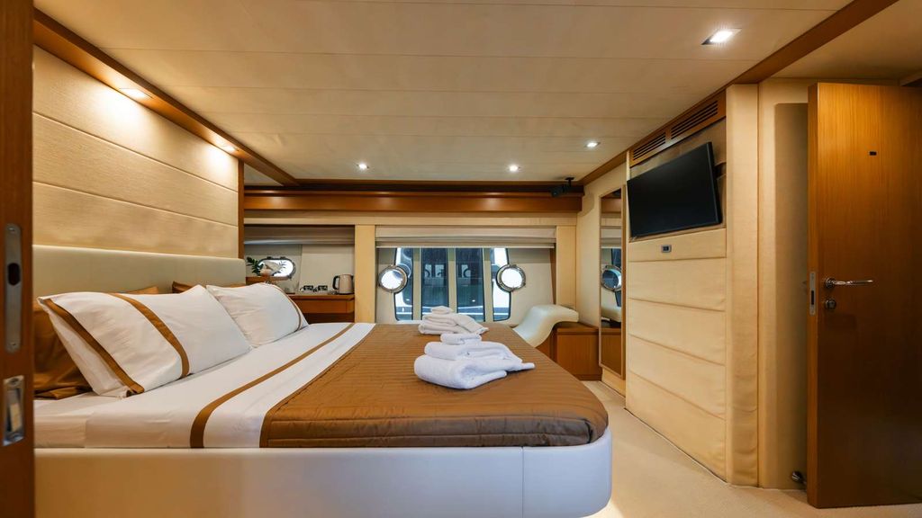 IRENE - Boat Images
