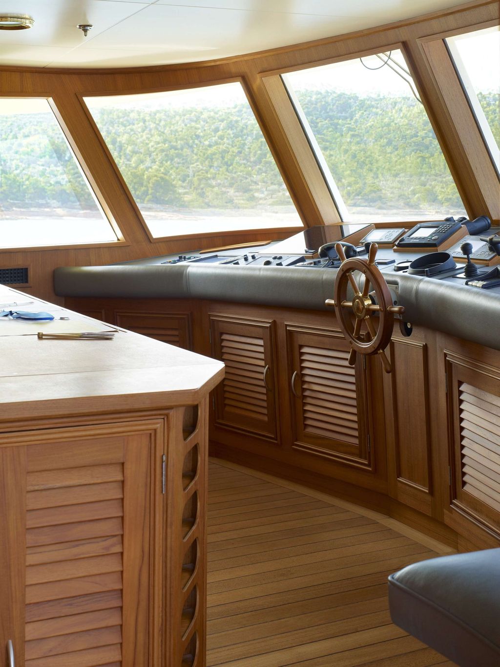 NORTHWIND II - Boat Images