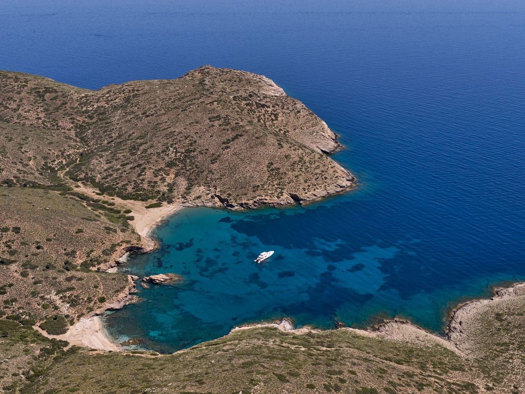APE&Iota;RON BLUE - Boat Images