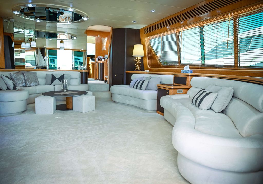 DREAM - Boat Images