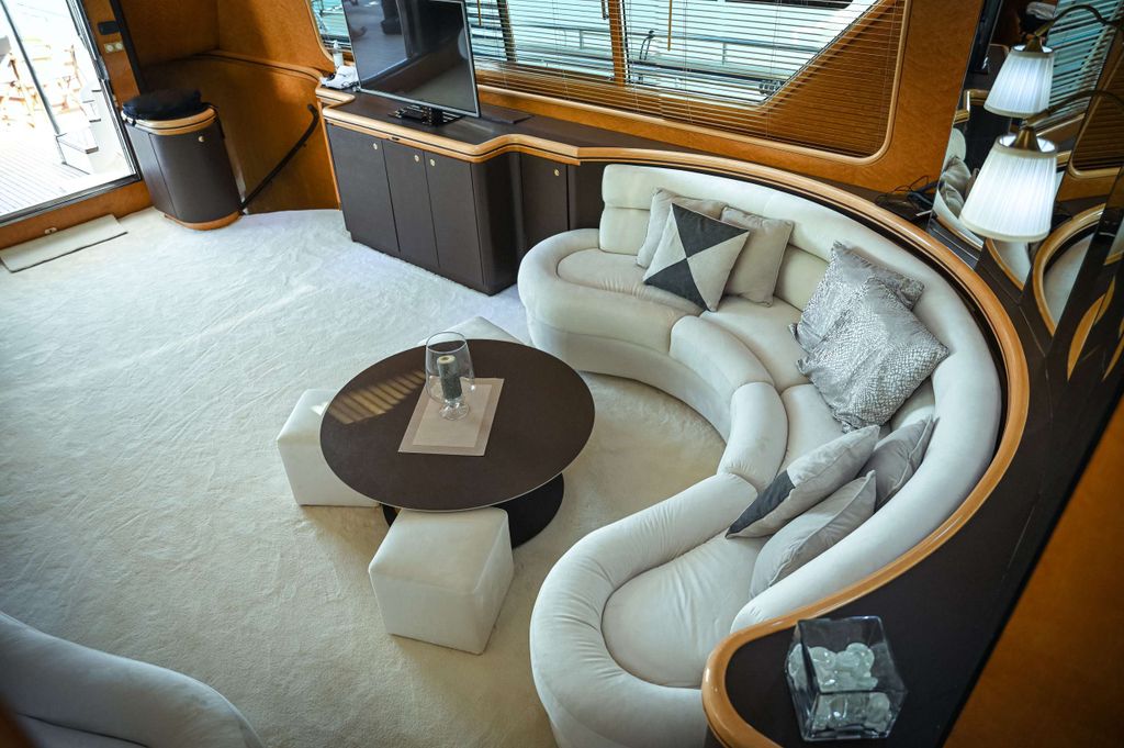 DREAM - Boat Images