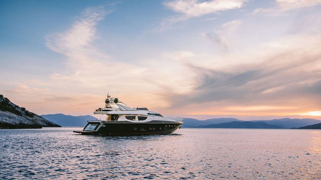 SEAS THE DAY - Boat Images