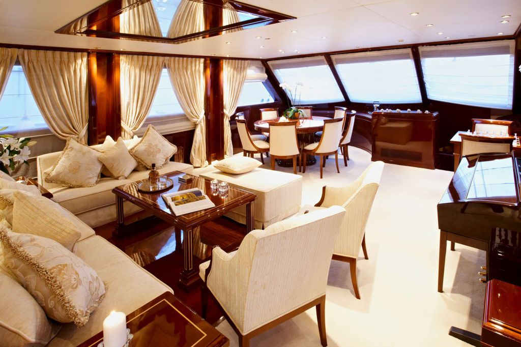 Slow Live - Boat Images