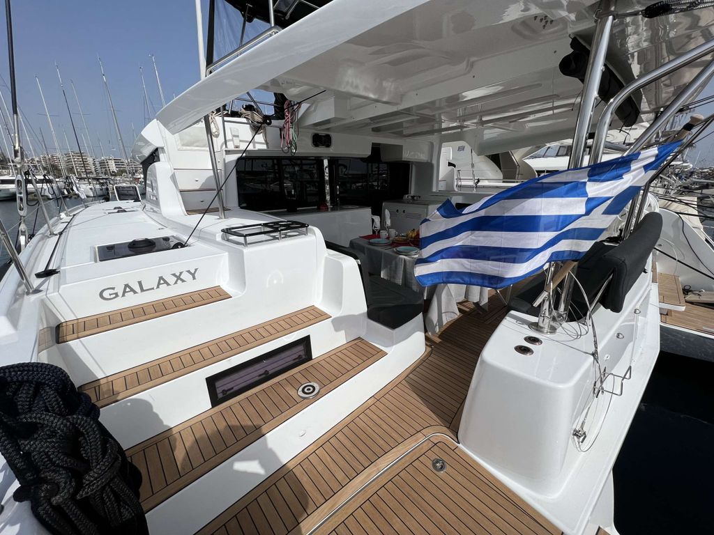 GALAXY - Boat Images