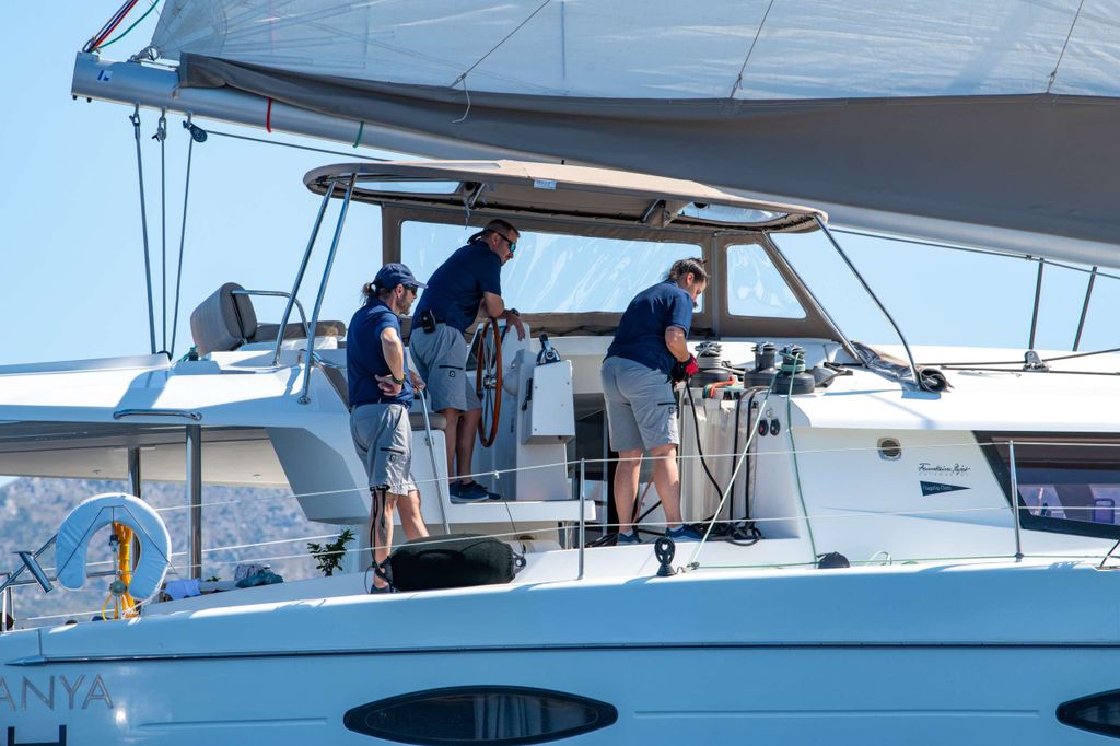 HIGHJINKS - Boat Images
