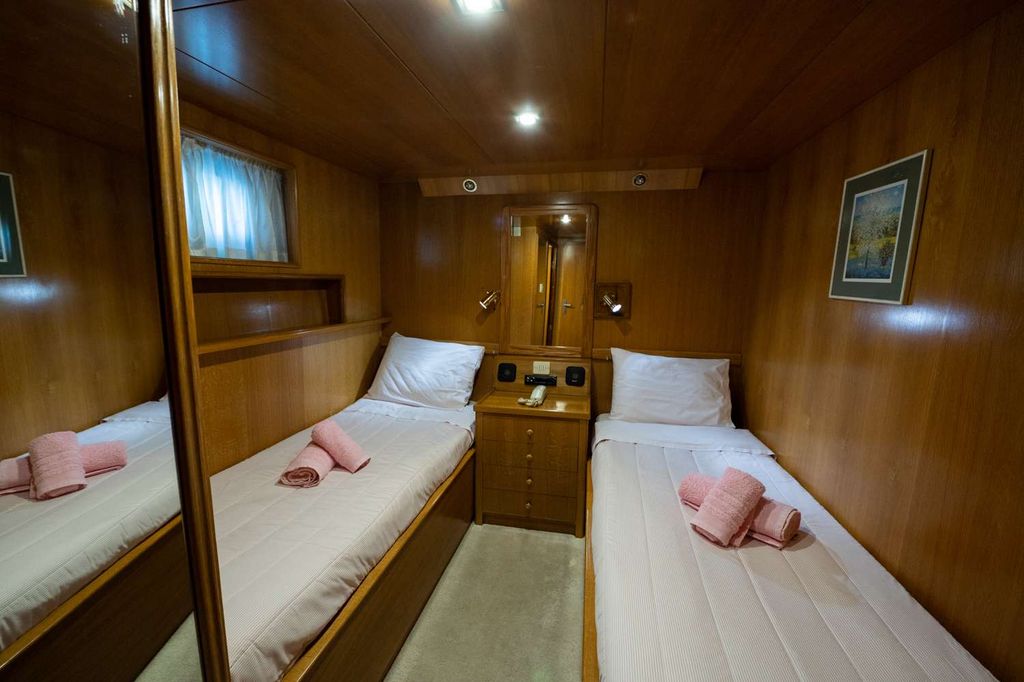 ELENA - Boat Images
