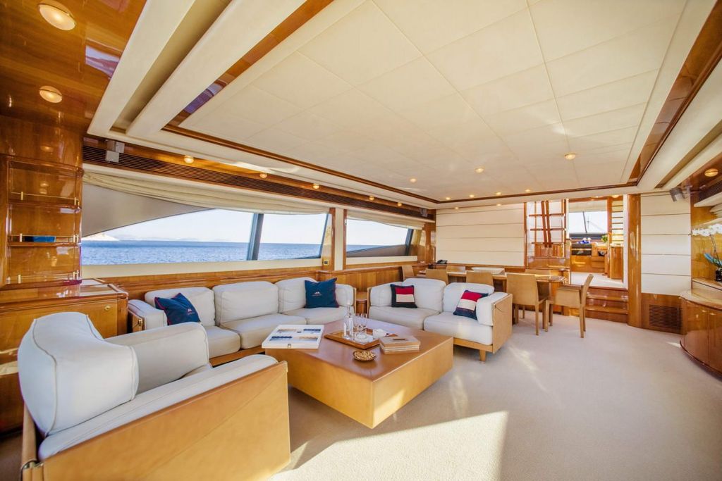 DAY OFF - Boat Images
