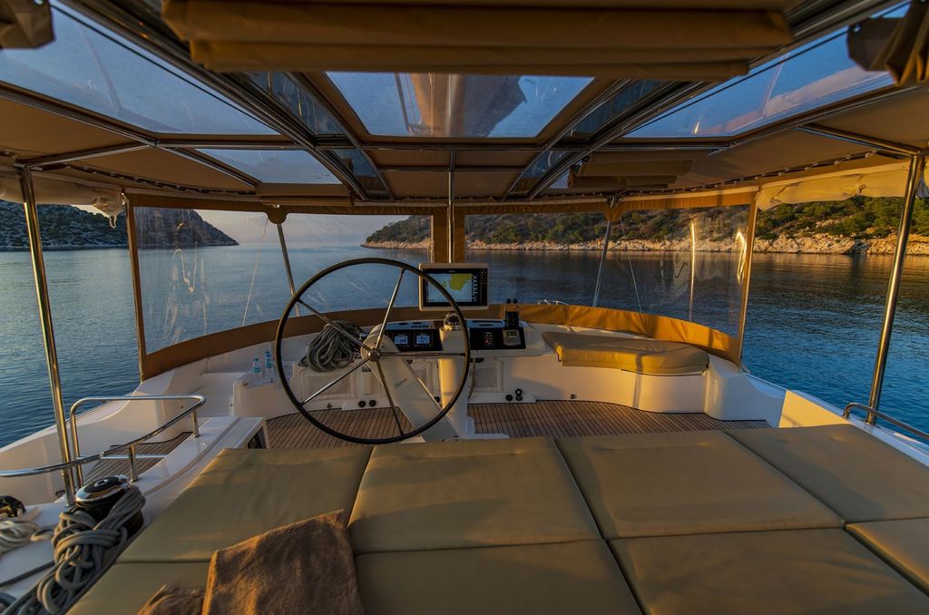 FLO - Boat Images