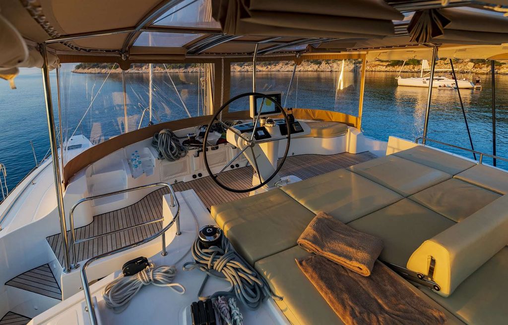 FLO - Boat Images