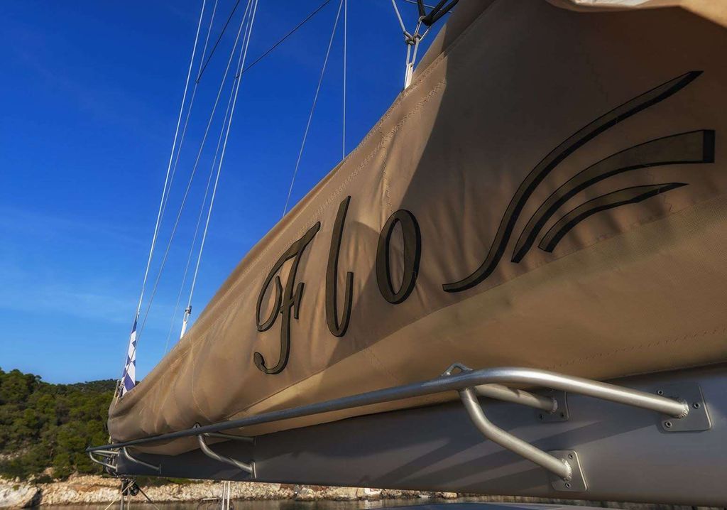 FLO - Boat Images