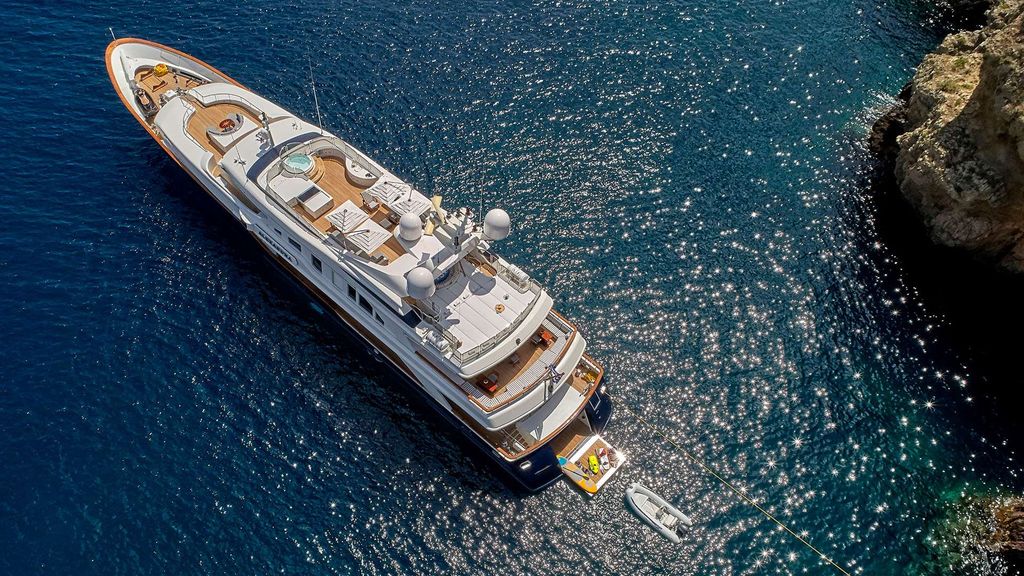 ALEXANDRA - Boat Images