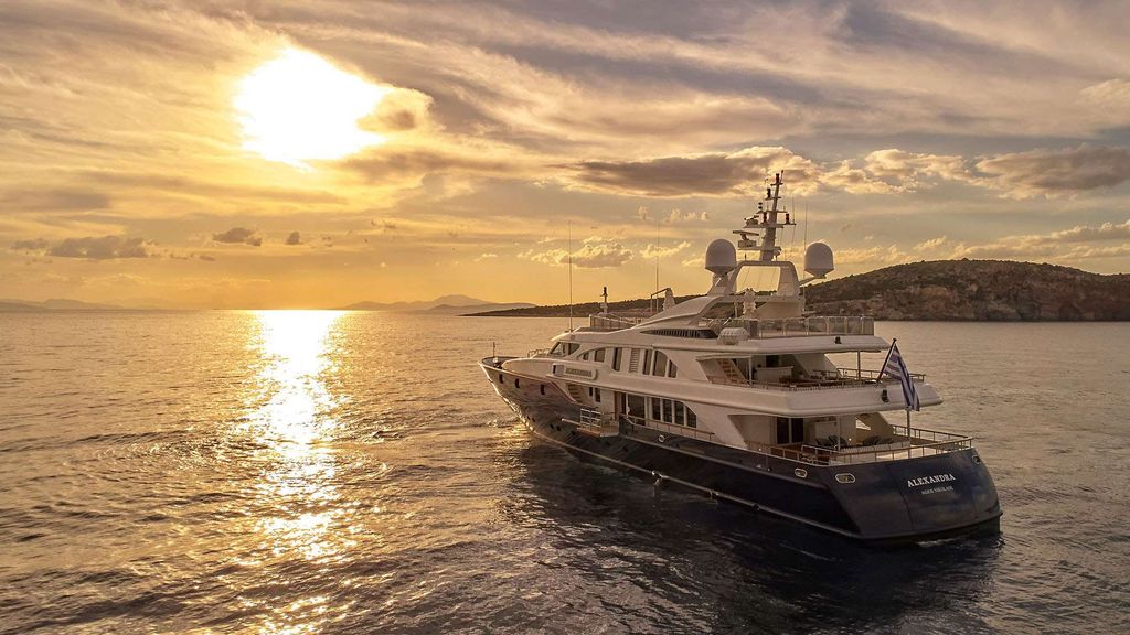 ALEXANDRA - Boat Images
