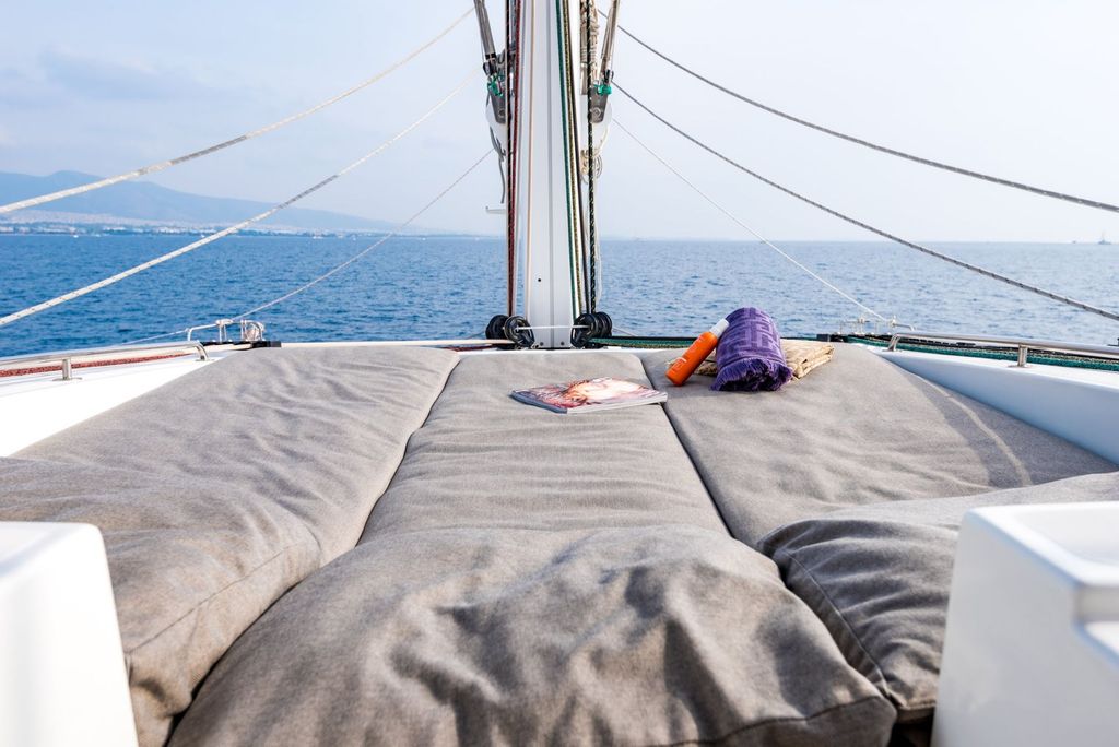 SELENE - Boat Images