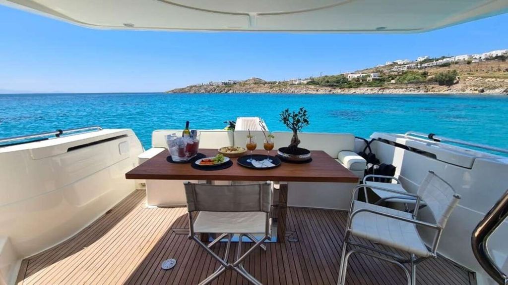 SECRET - Boat Images
