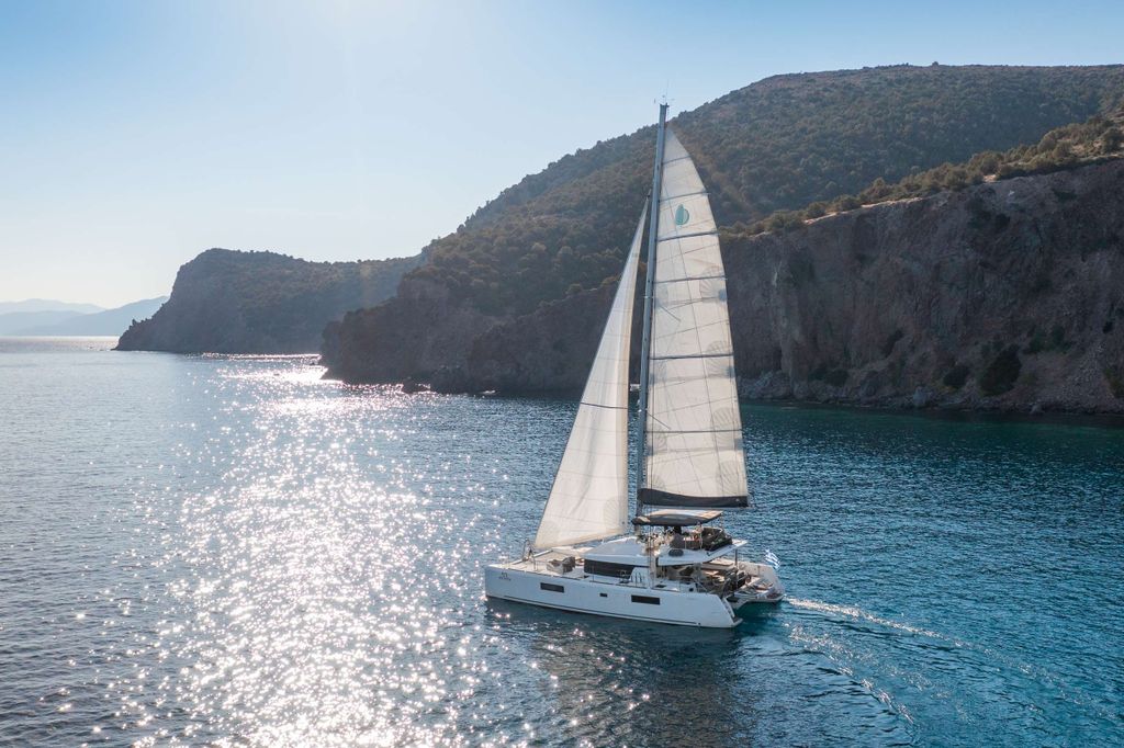 ELVIRA 52 - Boat Images