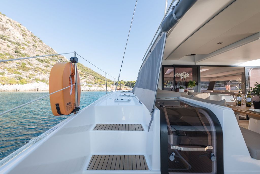 PI 2 - Boat Images