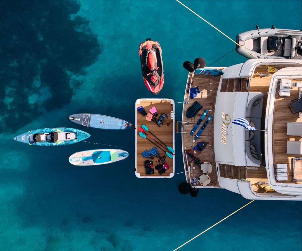 DIVINE - Boat Images