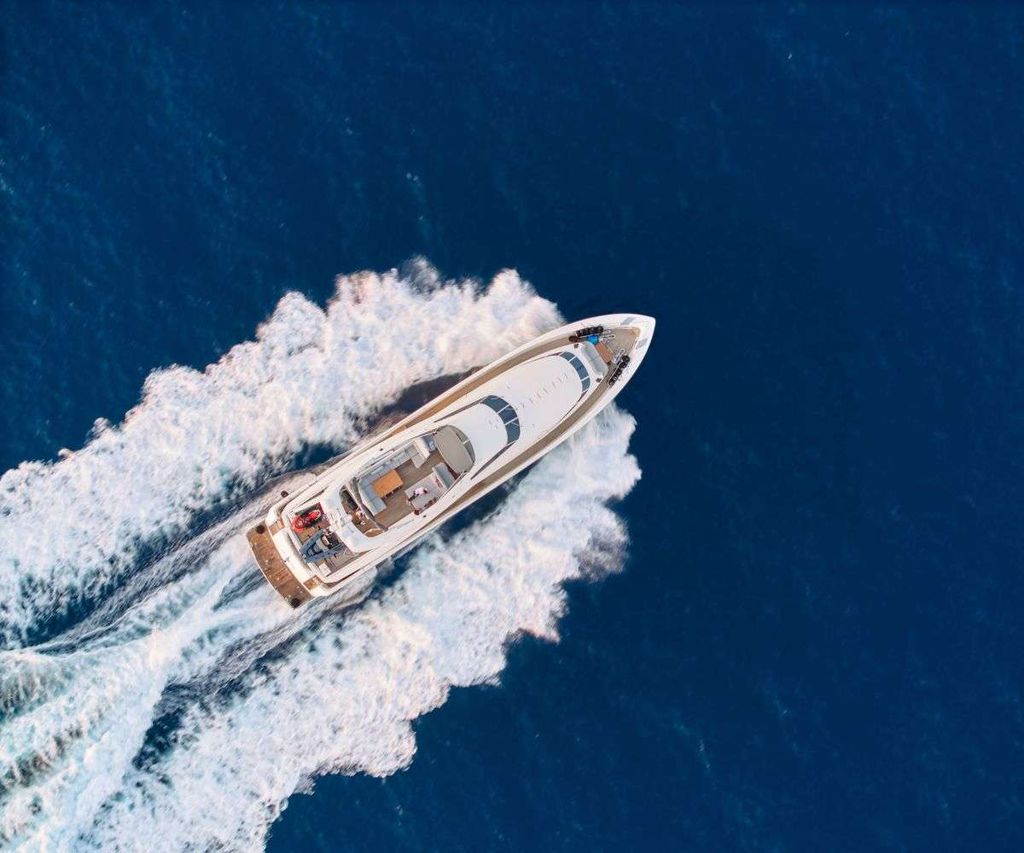 DIVINE - Boat Images
